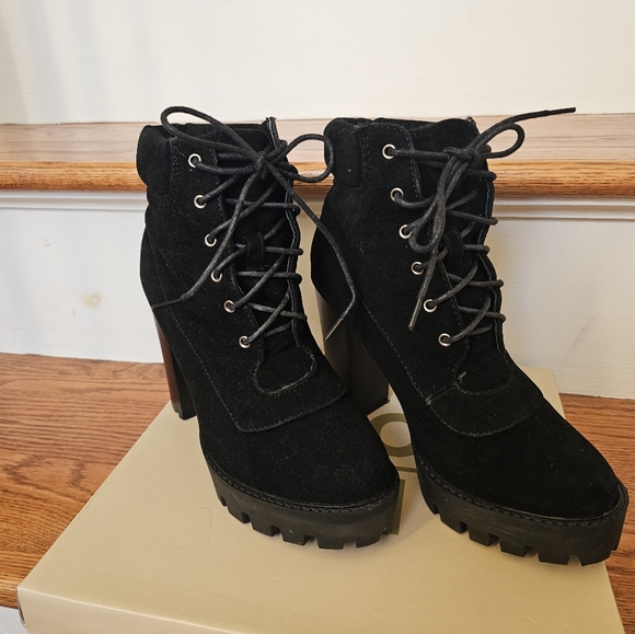 Yoki Fashion boots; Black Suede; Size 8.5M - Picture 7 of 12